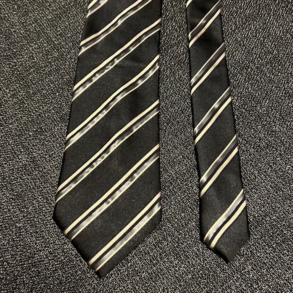 Giorgio Armani Silk Striped Tie in Black and Silver